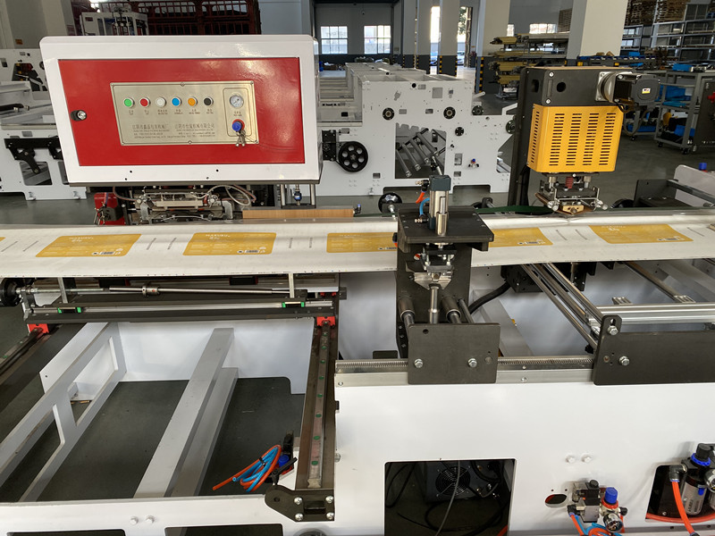 Automatic Soft Diaper Bag Making Machine 80 pcs/min 8KW