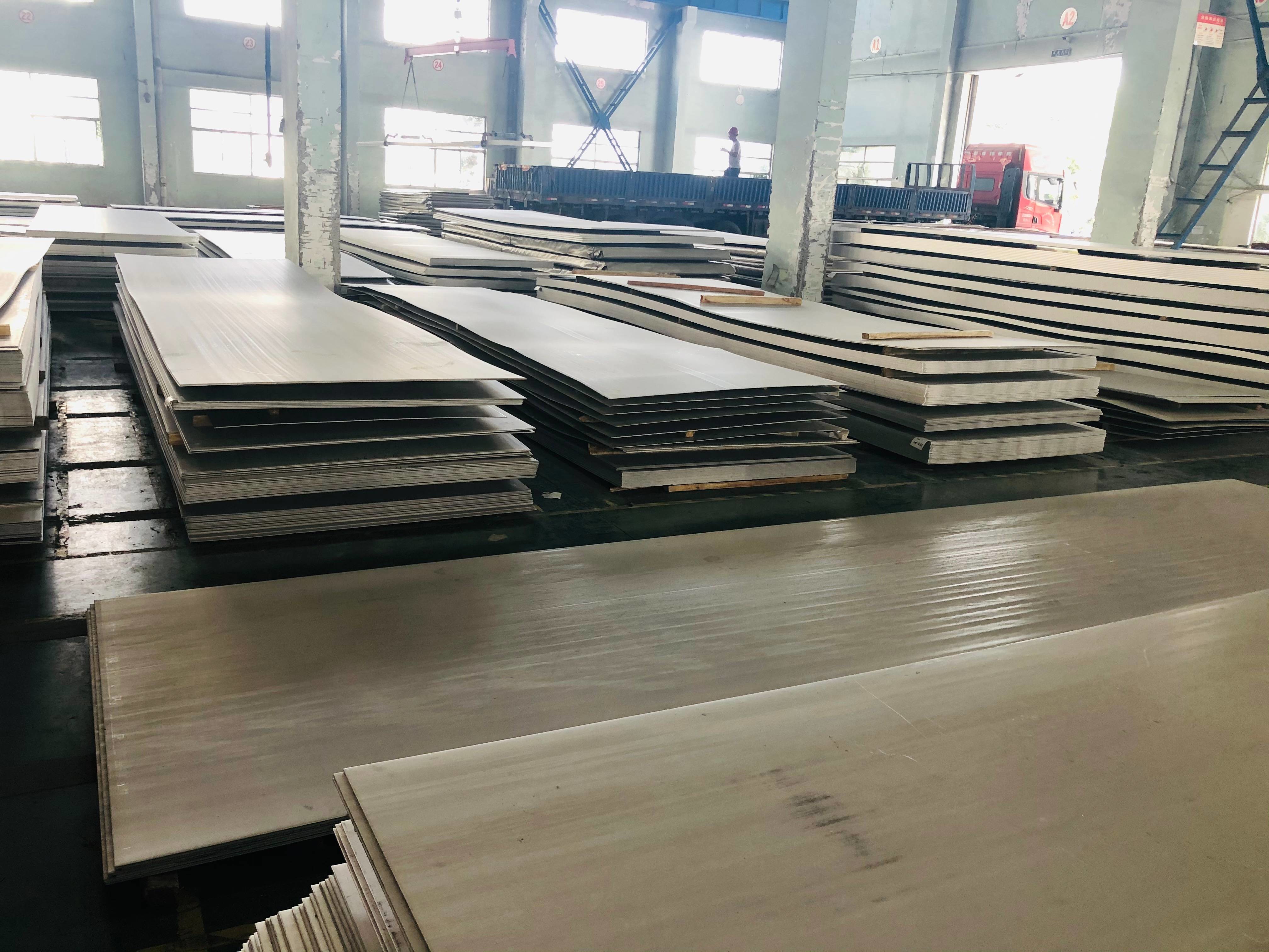 Hot Rolled Stainless Steel Sheet 316L No.1 SS Plate ASTM Standard For Industrial Boiler
