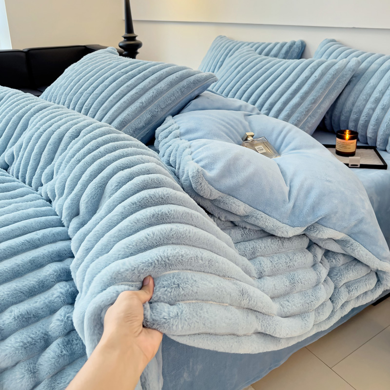 Polyester Filling Hot Rabbit Faux Fur Fluffy Plush Warm Duvet Cover Set for 2.0m Bed