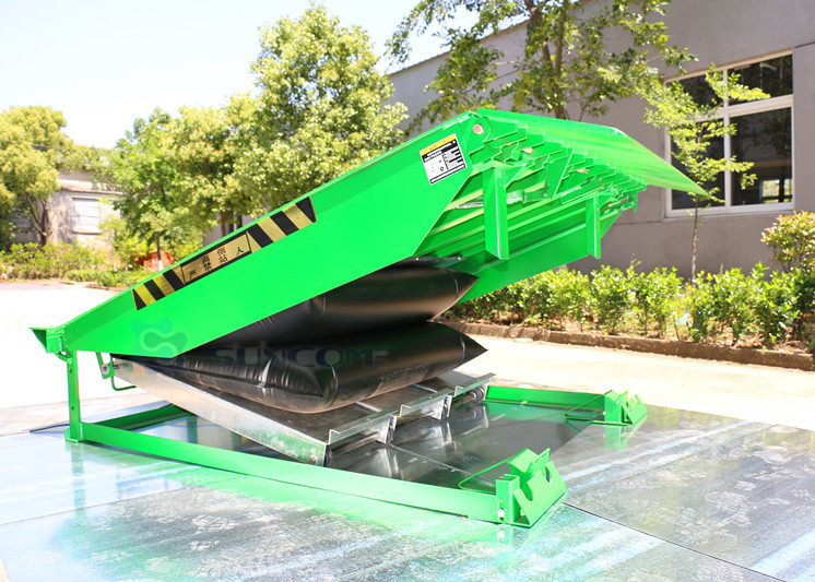 High Performance Air Bag Dock Leveler Push Button Airbag Lifting Load Dock Leveler
