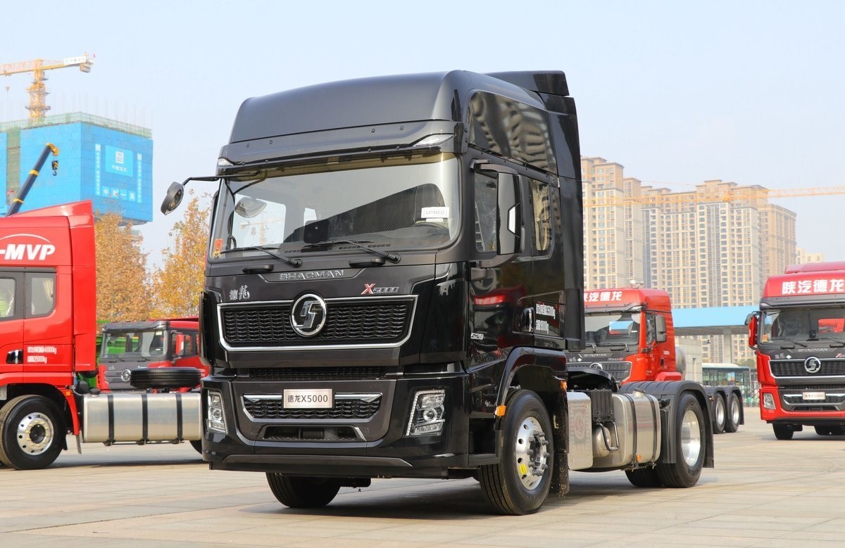 Most Reliable Heavy Duty Truck 4*2 Tractor Truck X5000 6X4 6X6 Euro 5