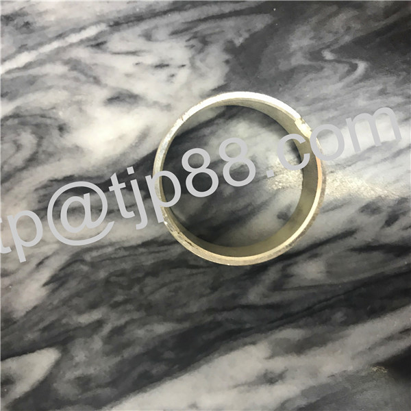 OEM MC013906 Connecting Conrod Bearing / Fuso Truck Parts OD 135mm ID 125mm