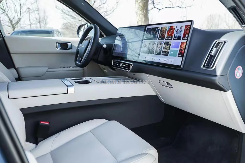 Li L7MAX Electric Car Energy Vehicle with Electric Parking Brake and Panoramic Sunroof