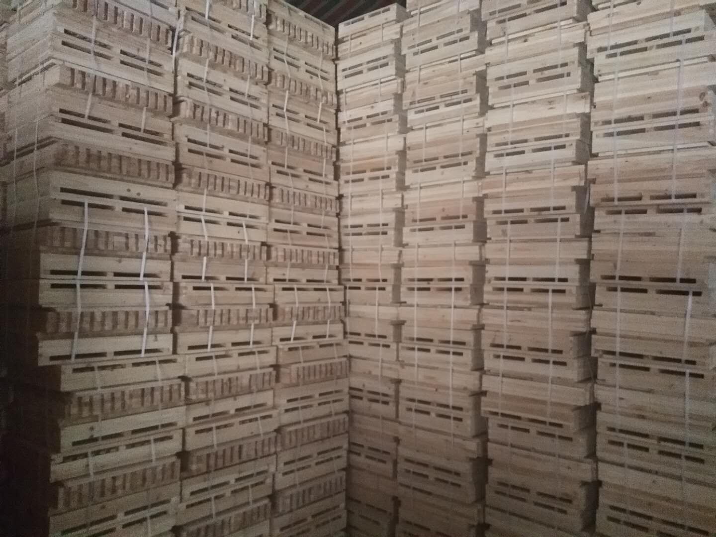 Best Quality China Fir Wood Bee Frame Beehive For Langstroth