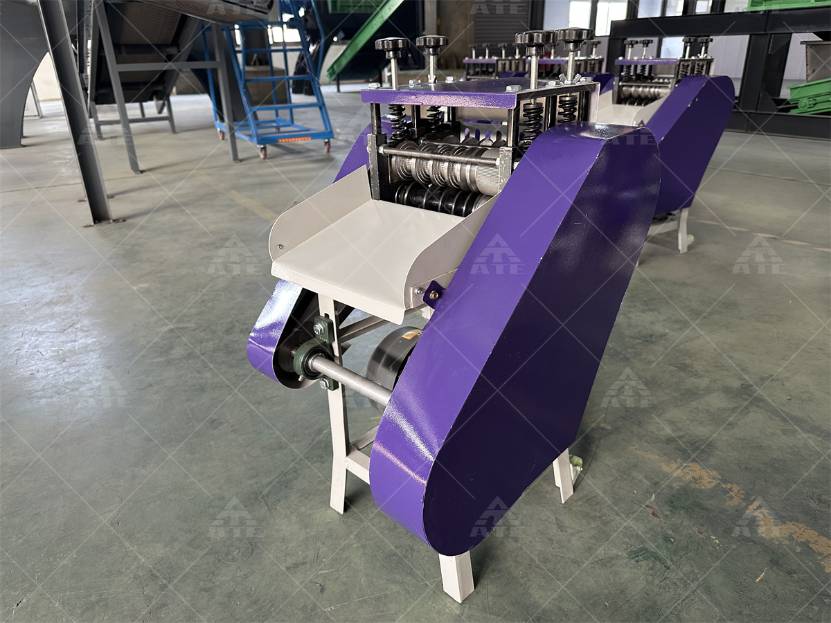 Waste Cooper Cable Wire Stripper Machine Electric Cable Scrap Wire Stripping Machine