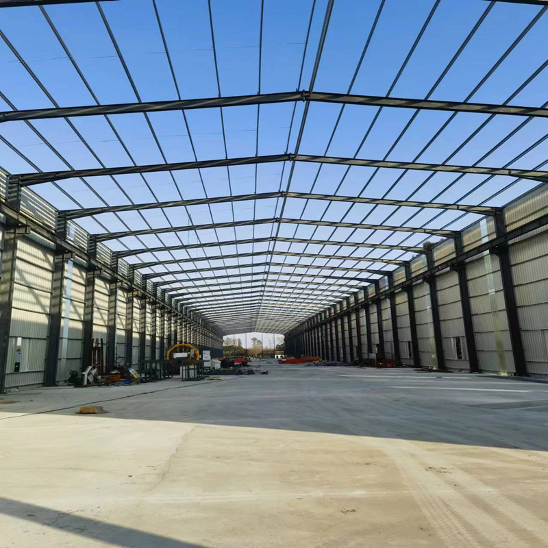 Industrial Steel Portal Frame Building , Recyclable Steel Structure Residential Building Construction