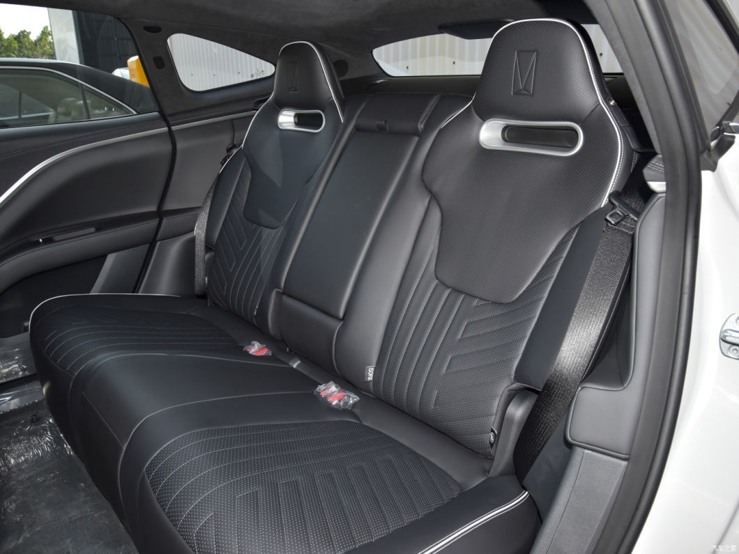 Changan Avatr 11 Electric SUV High Speed New Energy Vehicles Electric Car with Long Battery Life