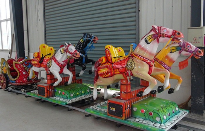 Horse Shaped Kiddie Express Train , Customized Capacity Mini Electric Train