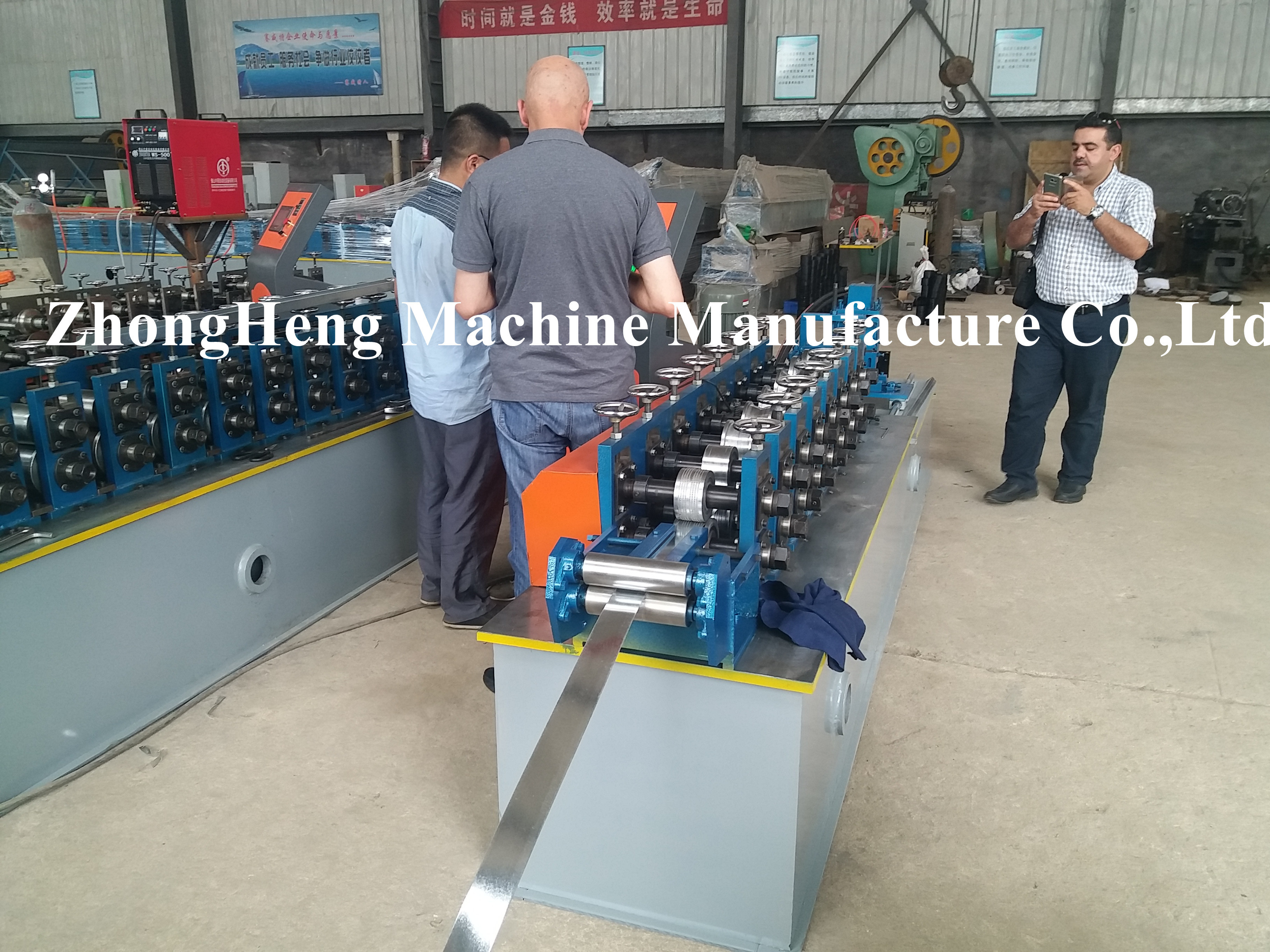 Metal Stud Cold Roll Forming Machine 3 Phase High Speed Water Resistance