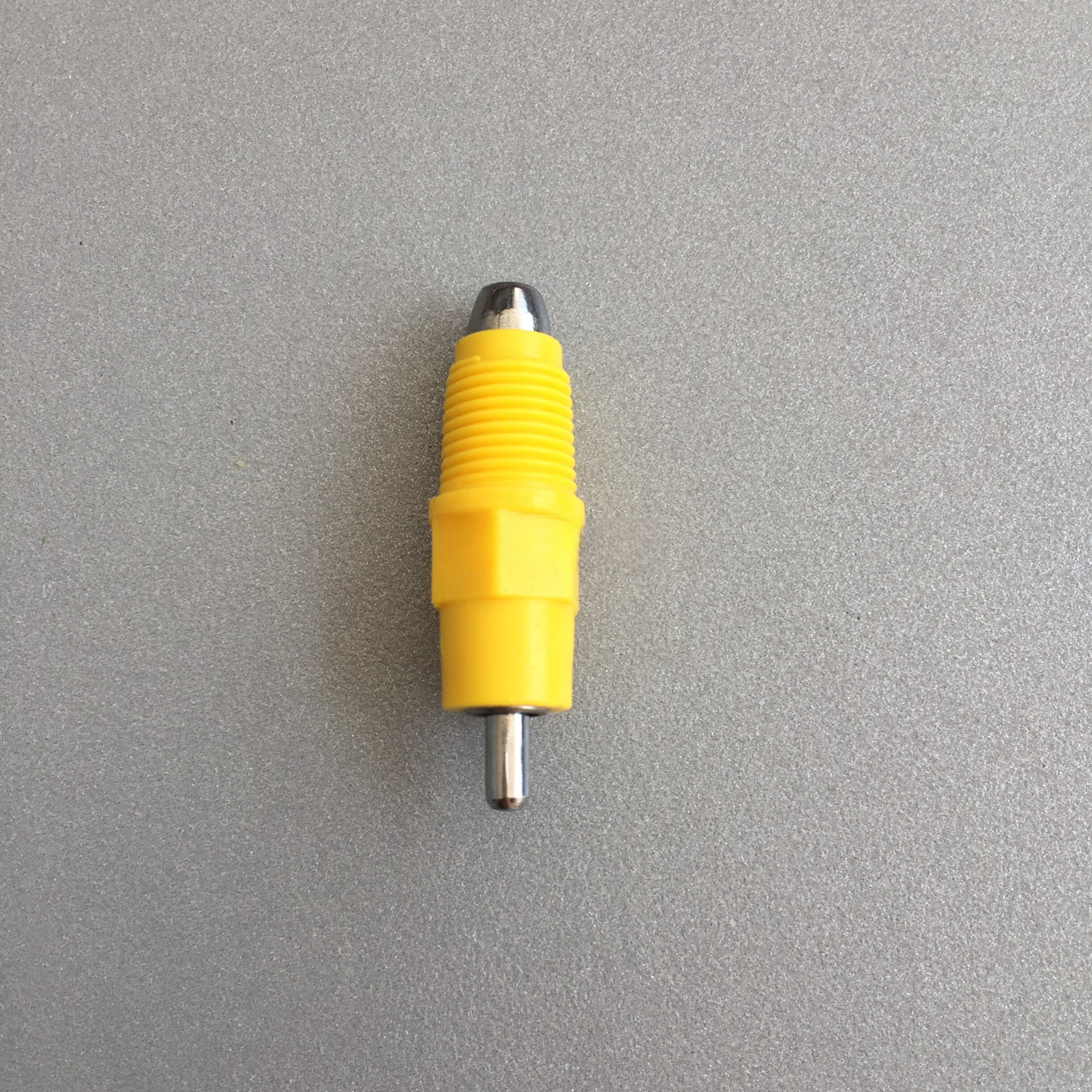 White Nipple Drinker For Quail Poultry Drinking Line Parts Automatic