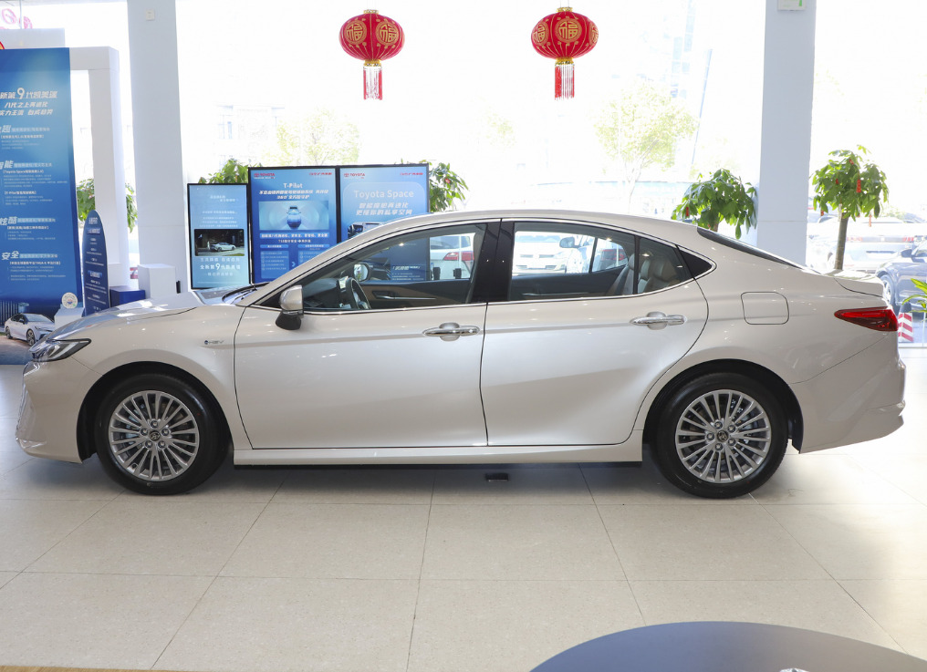 Gac Used Cars 2019 2020 2021 2022 2023 2024 Toyotas Camrys Left Steering Gasoline 2.0L Luxury Version Sedan Cars