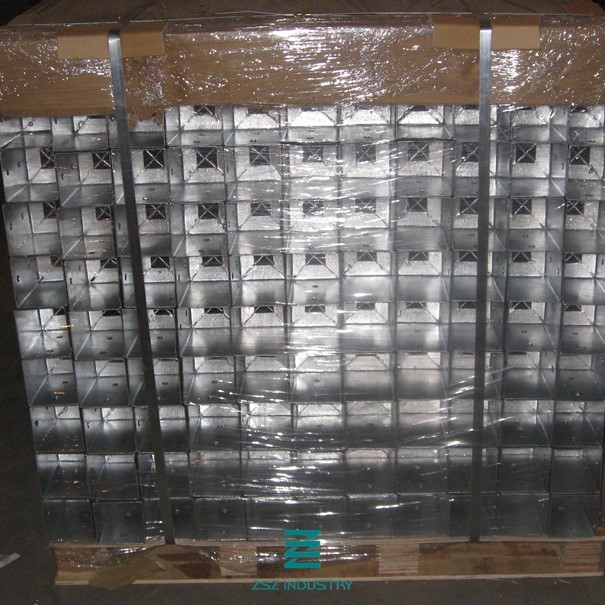 Hot Dipped Galvanized Fence Fittings Pole Anchor Easy Installation