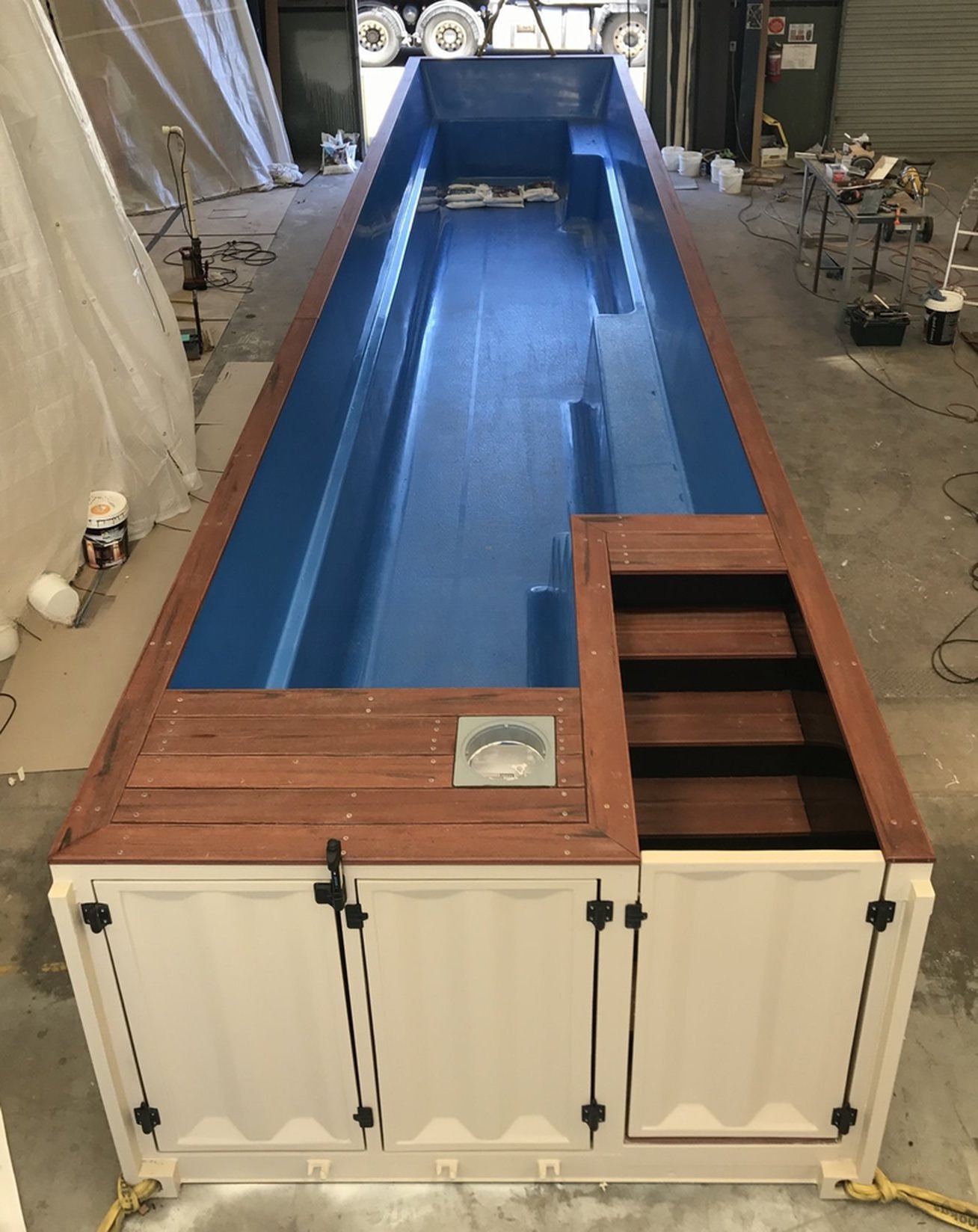 40ft Shipping Container Swimming Pool Outdoor with Durable Corten-A Structure and Plywood Floor