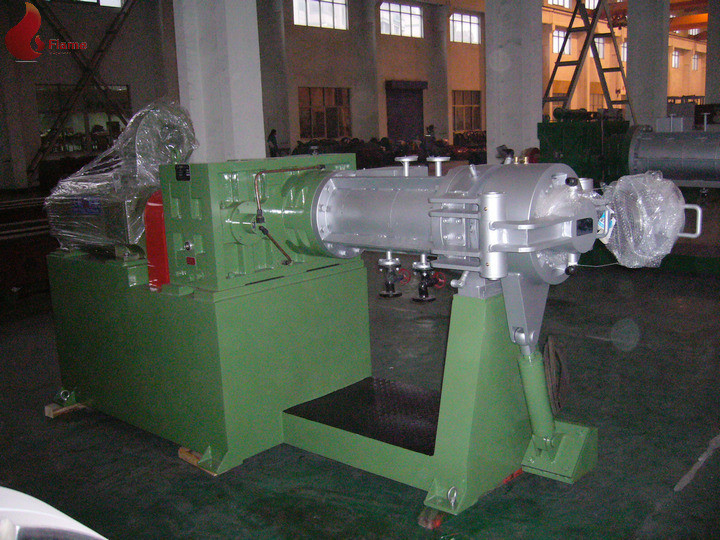 Rubber plastic extruding machine For Business , Rubber Strainer Machine Smooth Running