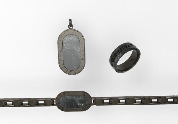 Lightweight Men's Accessories Carbon Fiber Pendant Jewelry and Unique Pattern