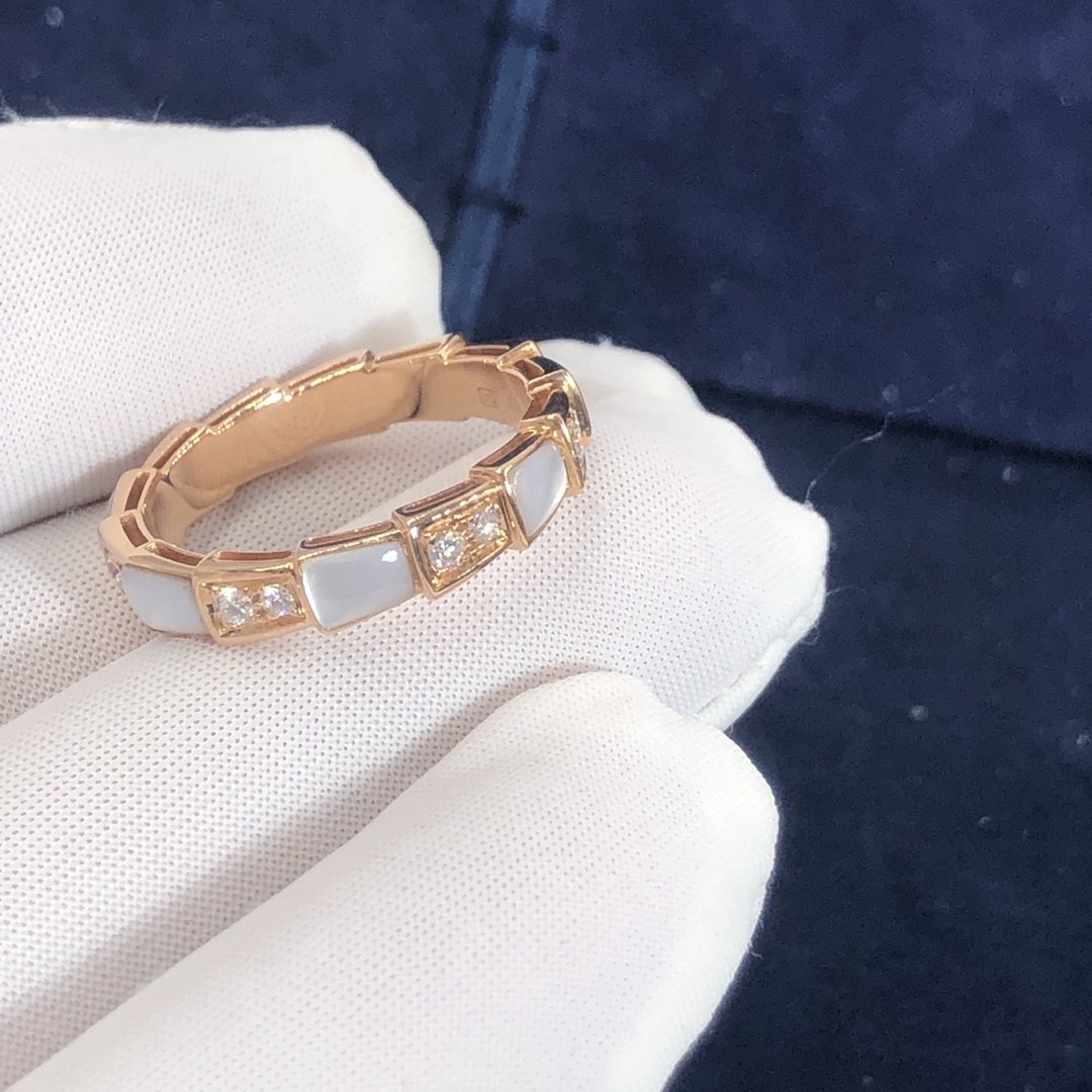 Elegant 18K Gold Diamonds Serpenti Viper Ring Diamond With White MOP Ring Yellow Gold White Gold