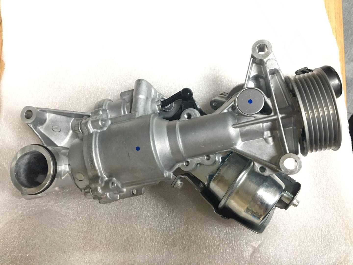 Benz Water Pump Replacement A2702000800 A2702000801 A2702000401