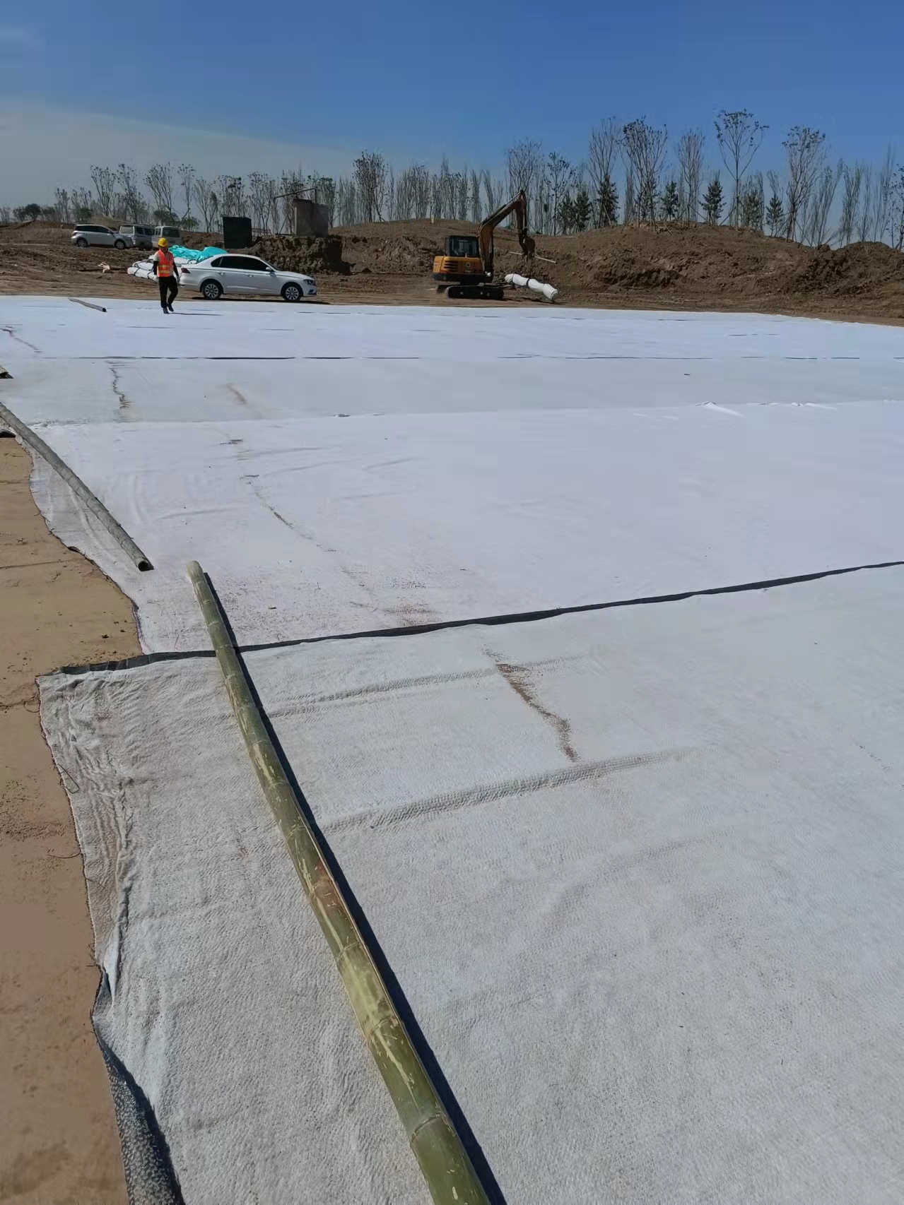 ISO14001 Certified Sodium-Based Bentonite Geosynthetic Clay Liner for Water Conservancy
