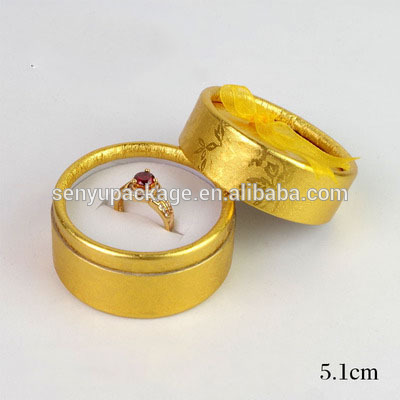 Gift Small Round Jewelry Box UV Coating Or Varnishing Customized Packaging