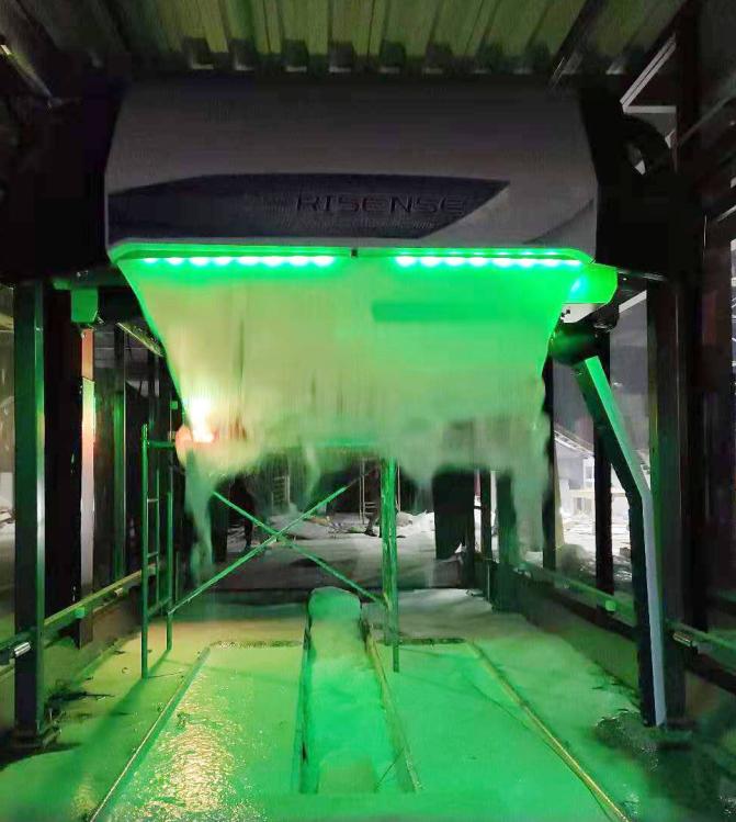 Automatic End Touchless Car Wash Equipment 360 Degree Swing Bright Wax Spray System