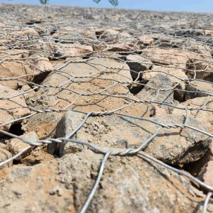 Buy cheap Galvanized Retaining Wall Gabion Box Wall Hexagonally Woven Gabon Baskets product