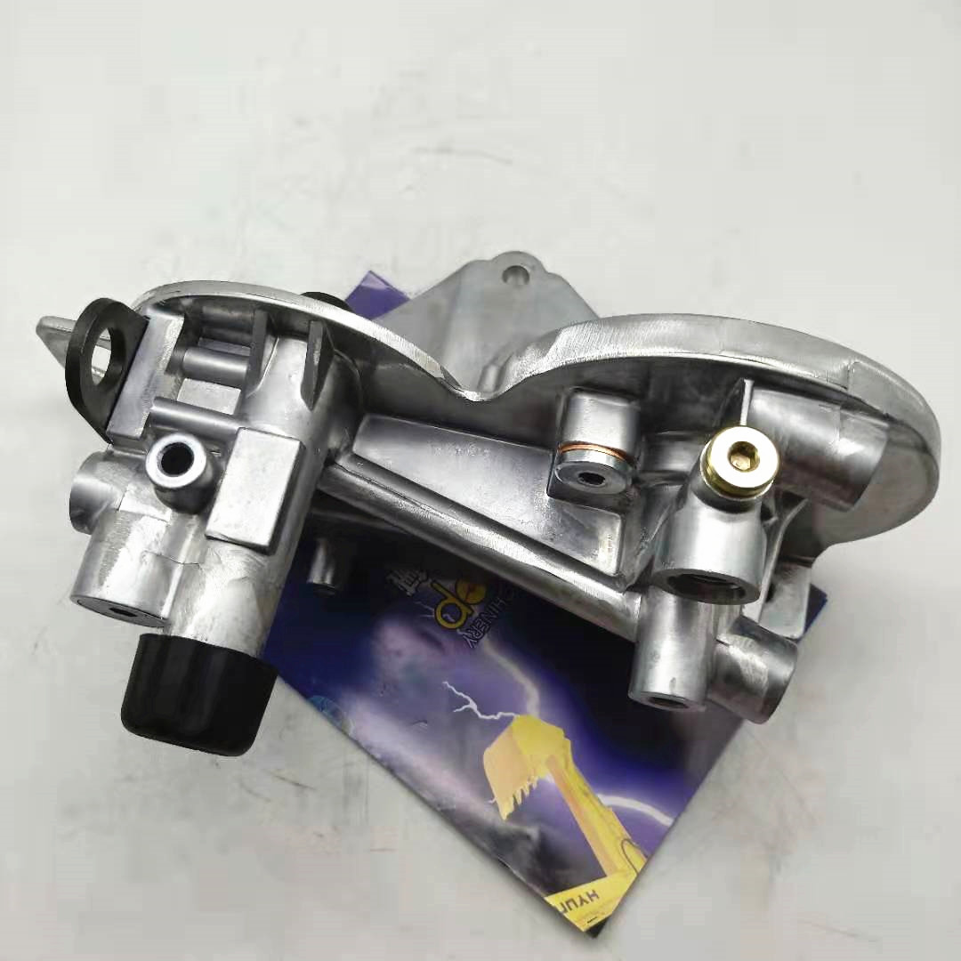 EC360D Excavator Hydraulic Filter , D12 Fuel Filter Housing 21900852