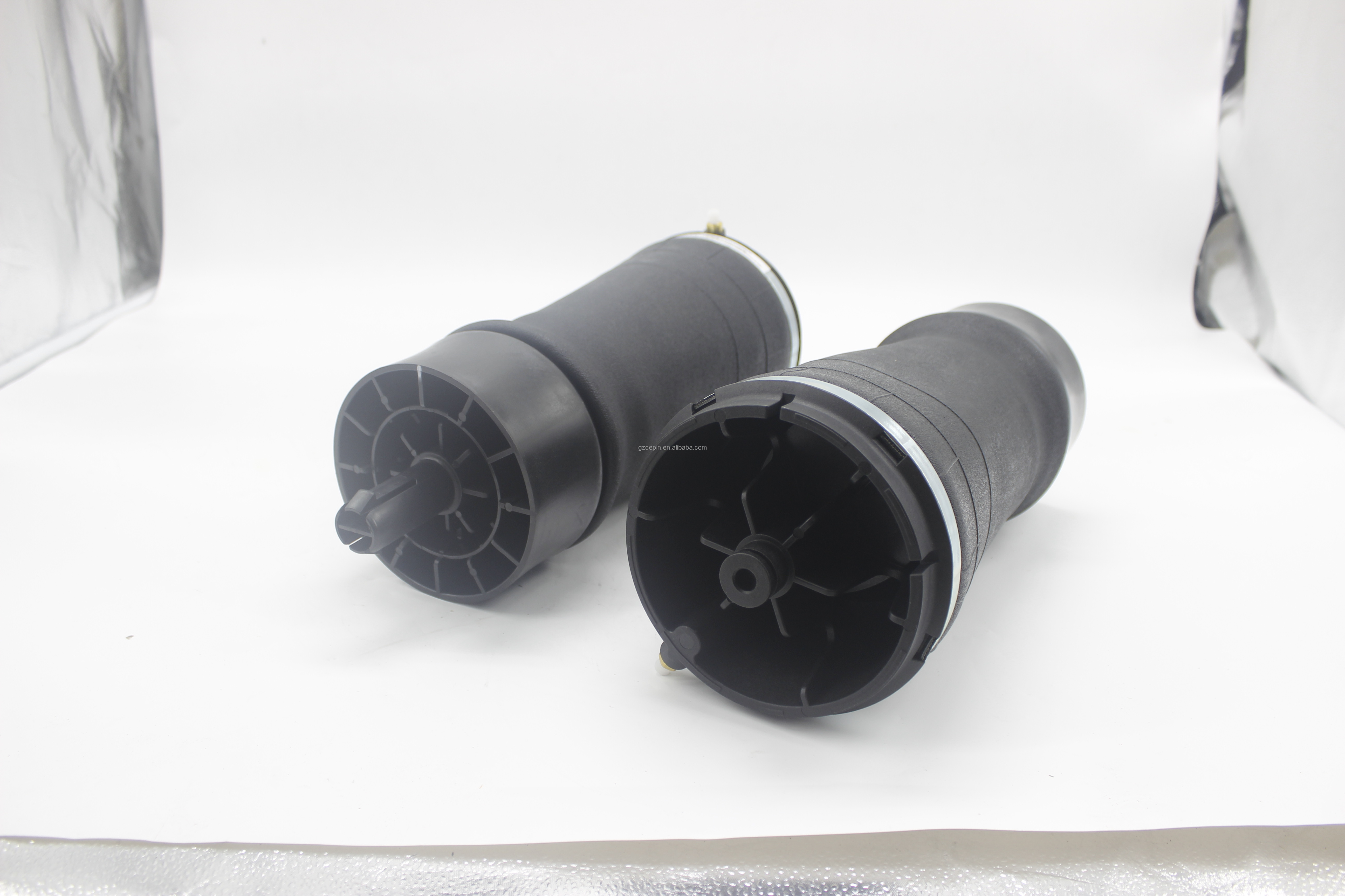Air Spring for Range Rover Vogue L405 L494 LR101593 LR104751 LR044853 LR052171 LR101594 LR101595 LR034262