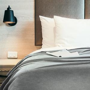 Buy cheap 50''X60'' Bedsure Fleece Blanket Size Lightweight Super Soft Cozy Luxury Bed Blanket Microfiber product