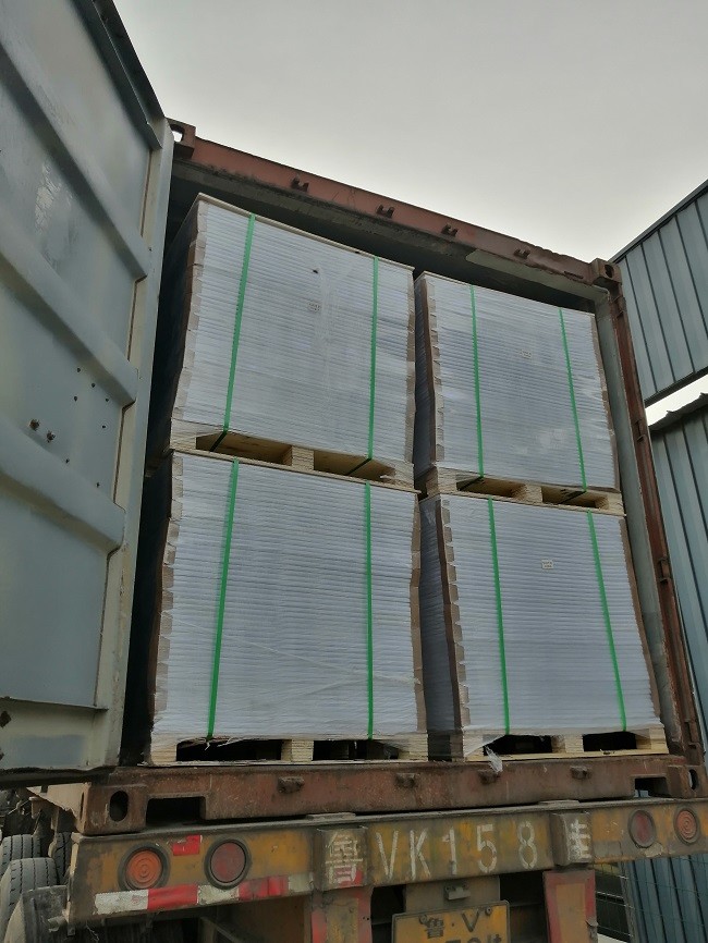White Glassine Liner 20GSM 80G Low Temperature Labels