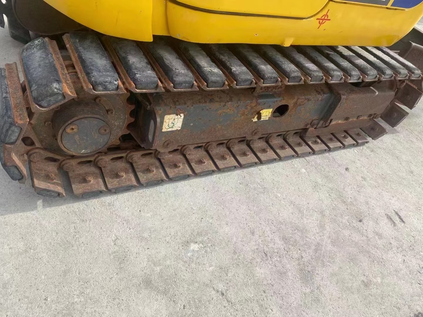 2 Tons Komatsu Small Tracked Hydraulic Excavator Japanese Original Production