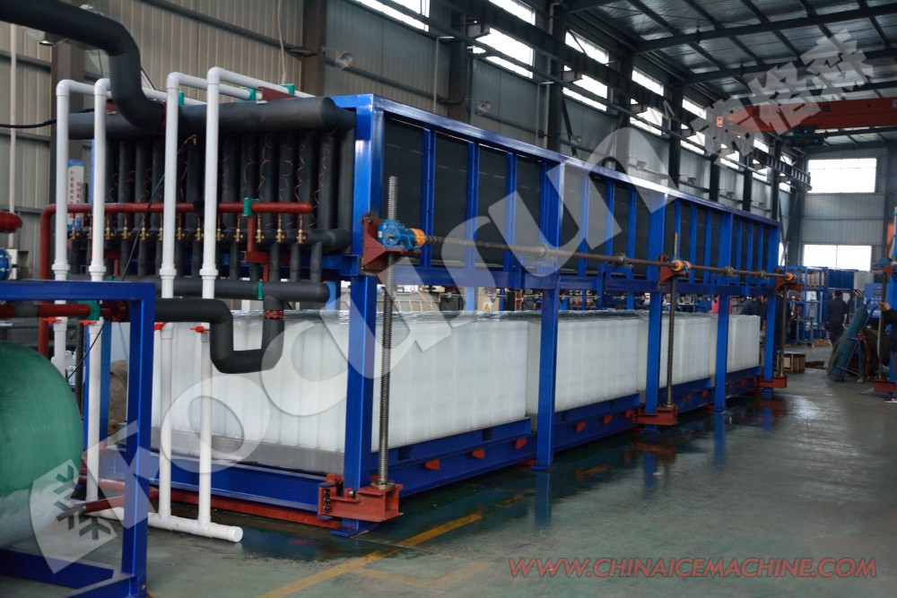 220-480V Voltage Fresh Water Flake Ice Making Machine For Easy Operation