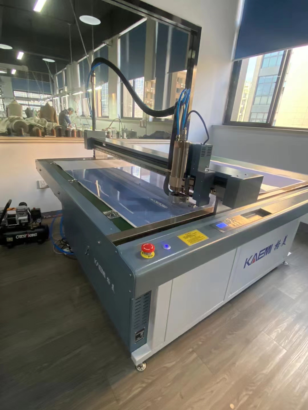 125-200cm Dual Head HP45 Paper Pattern CAD Inkjet Cutter Plotter For Kraft Paper Rolls