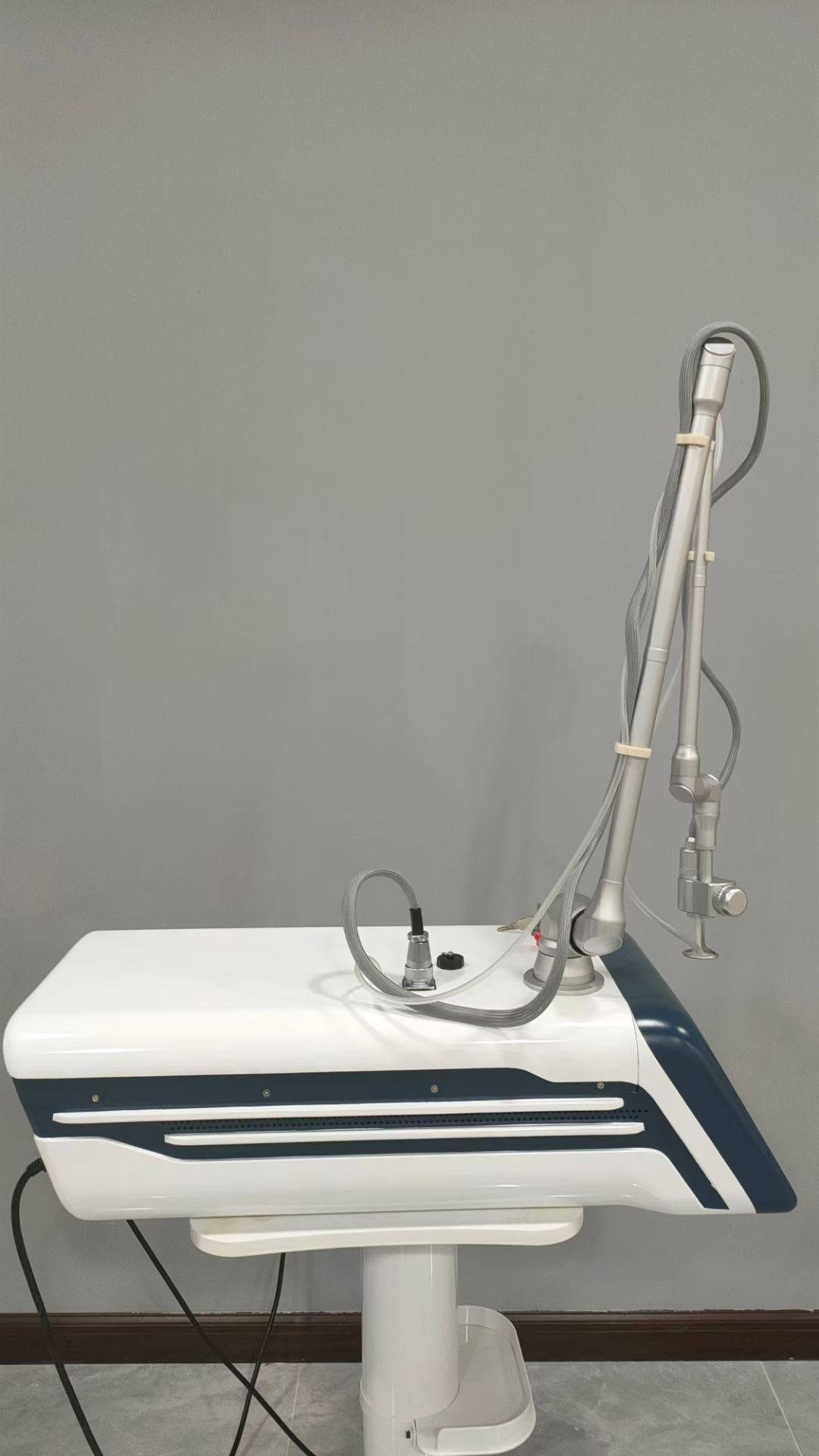 Wrinkle Removal CO2 Fractional Laser Machine Portable 4D Facial Beauty Spa Equipment