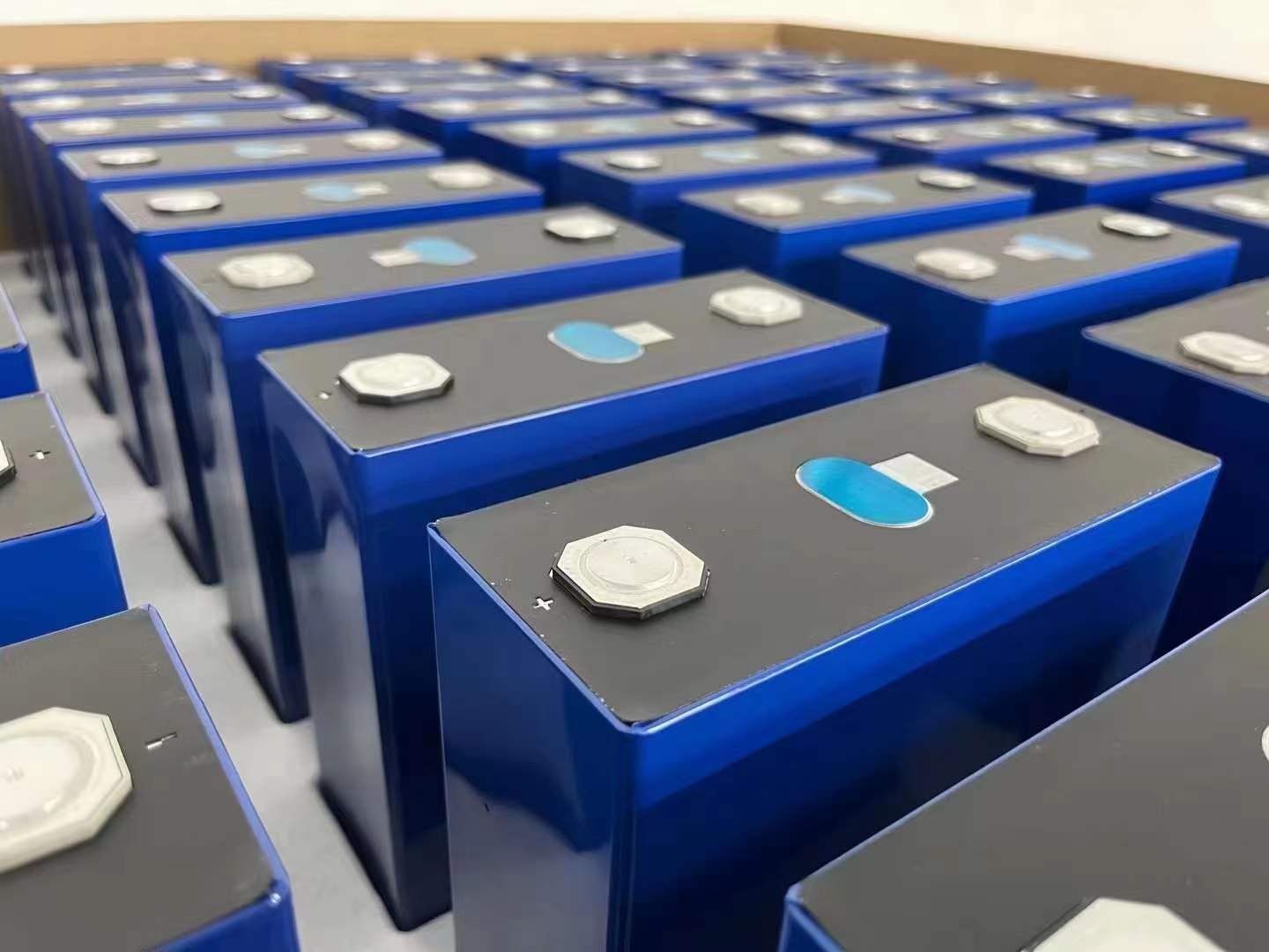 Indoor Energy Solar Storage Lithium Battery Household Replace Gel Battery 12V