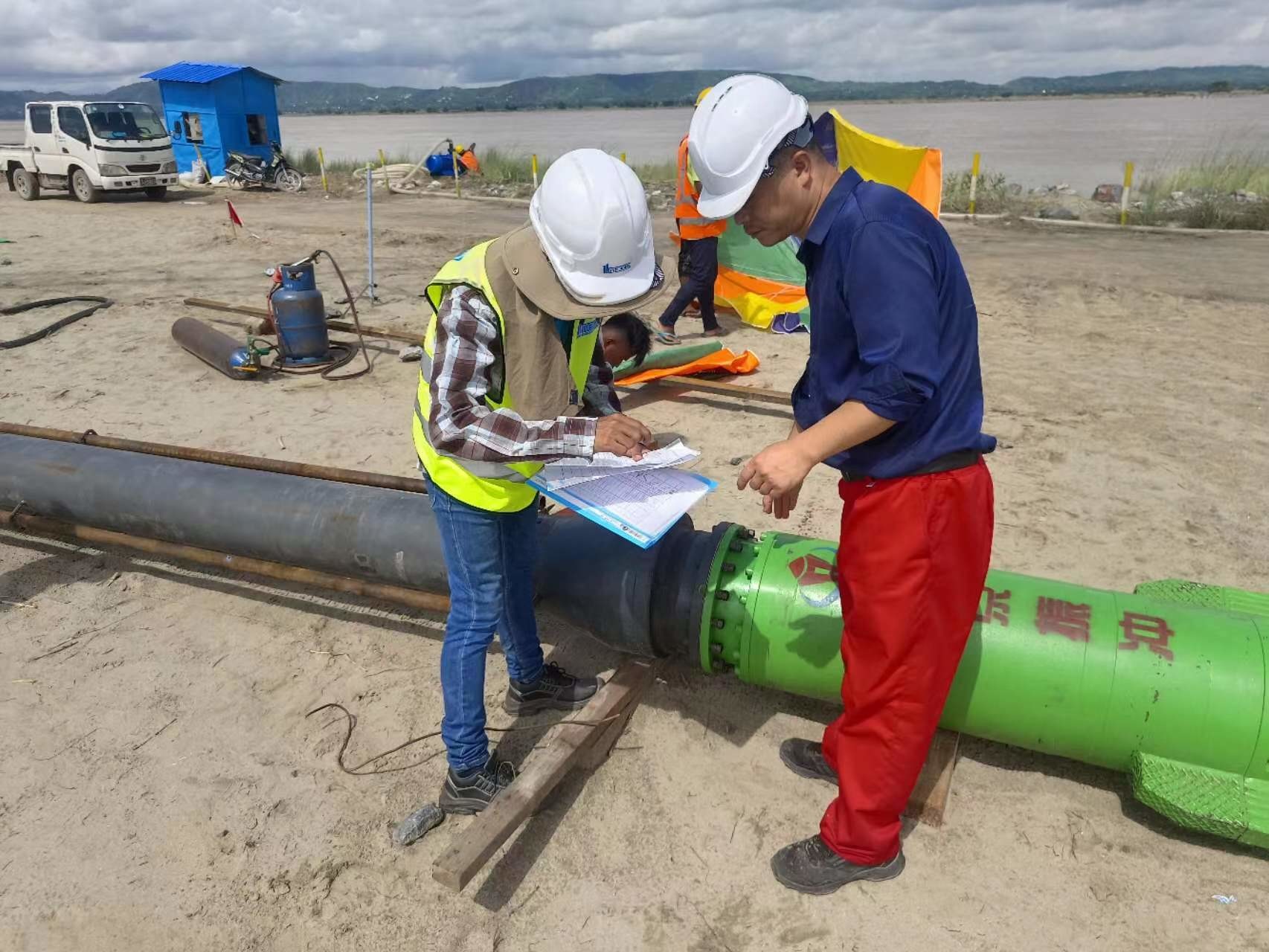 Enhance Soil Stability Vibroflotation Compaction Equipment In Soil Improvement Construction