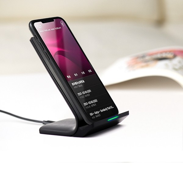 Stand Type C 9cm Portable Wireless Cell Phone Charger