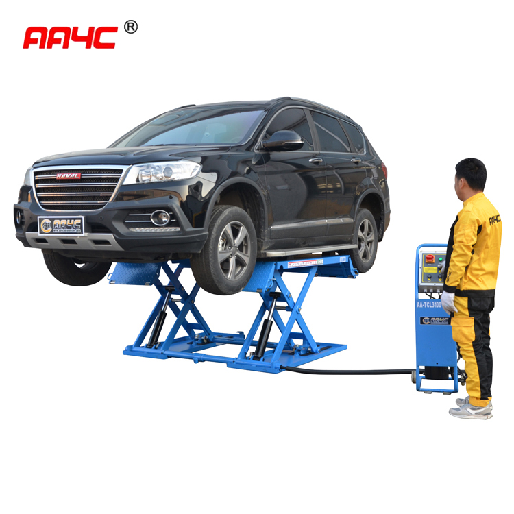 Middle scissor car lift