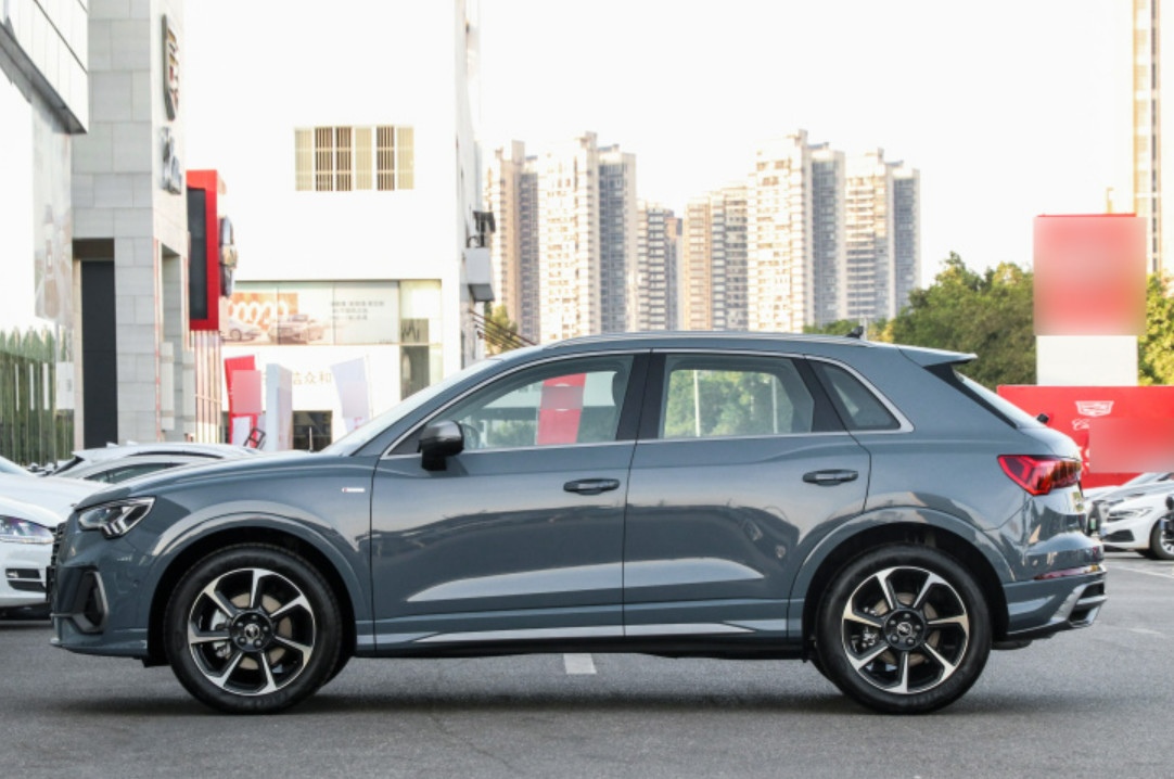 AUDI Q3 2023 Year 45TFSI Quattro Shishang Donggan Version Gasoline SUV Compact New