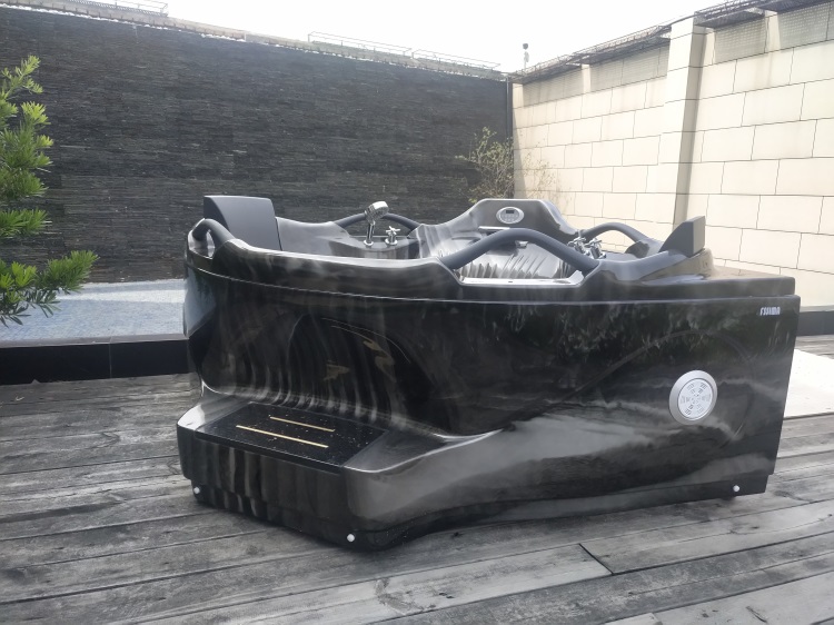1500 Freestanding Corner Soaking Tub Luxury 2 Person Hydromassage Bathtub