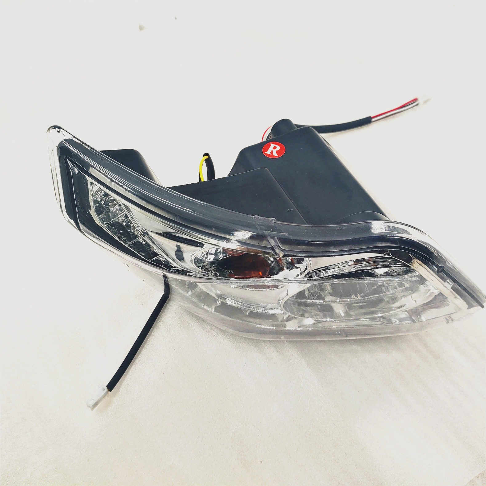 Motorcycle Lighting System Directly Supply Tricycle Headlight for Sea/Express Shipping