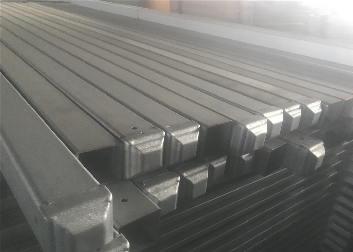 Square picket 25mm x 25mm 2 rail 40mmx40mm x 1.5mm H1200mmXW2450mm Hercules Fence