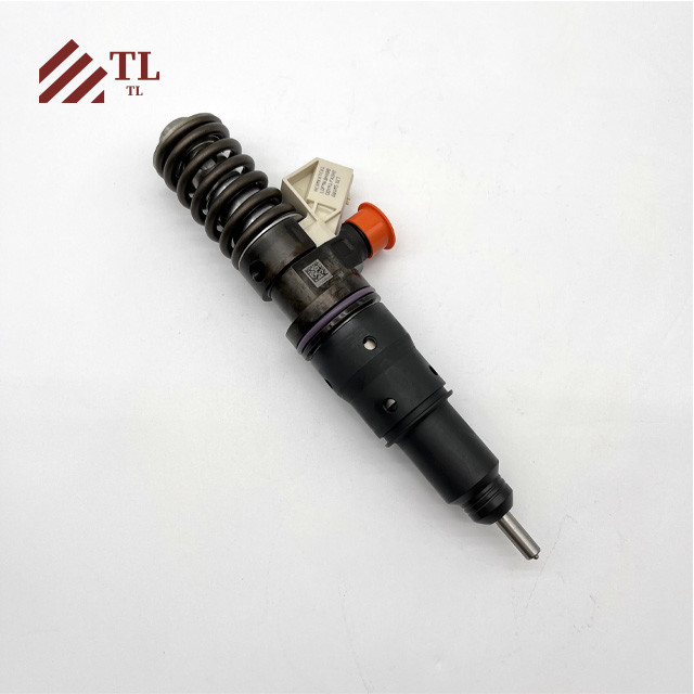 Fuel Injector 85030841 85153229 7422282198 7422301417 7422374644 for Volvo Construction Machinery Parts