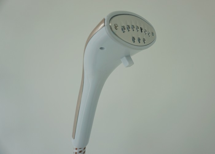 Iron Brush Type Portable Dress Steamer , Pink Handheld Travel Clothes Steamer