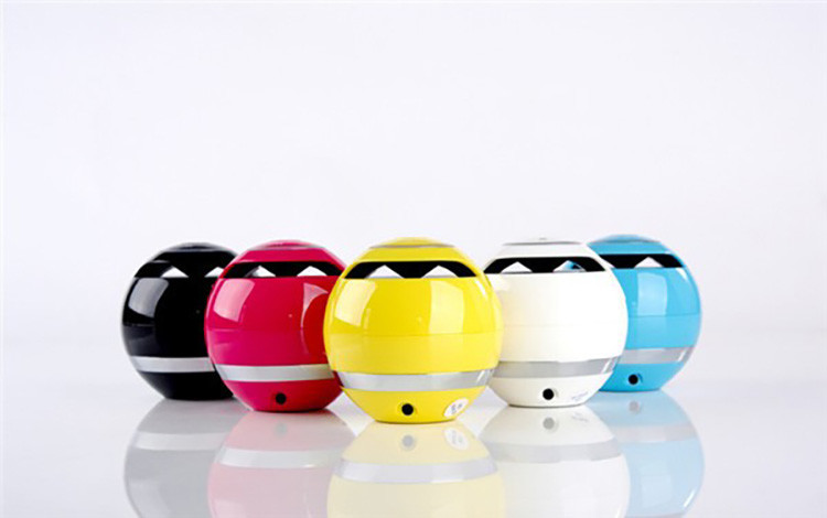 Handsfree phone wireless Bluetooth speaker gifts round bass portable mini stereo