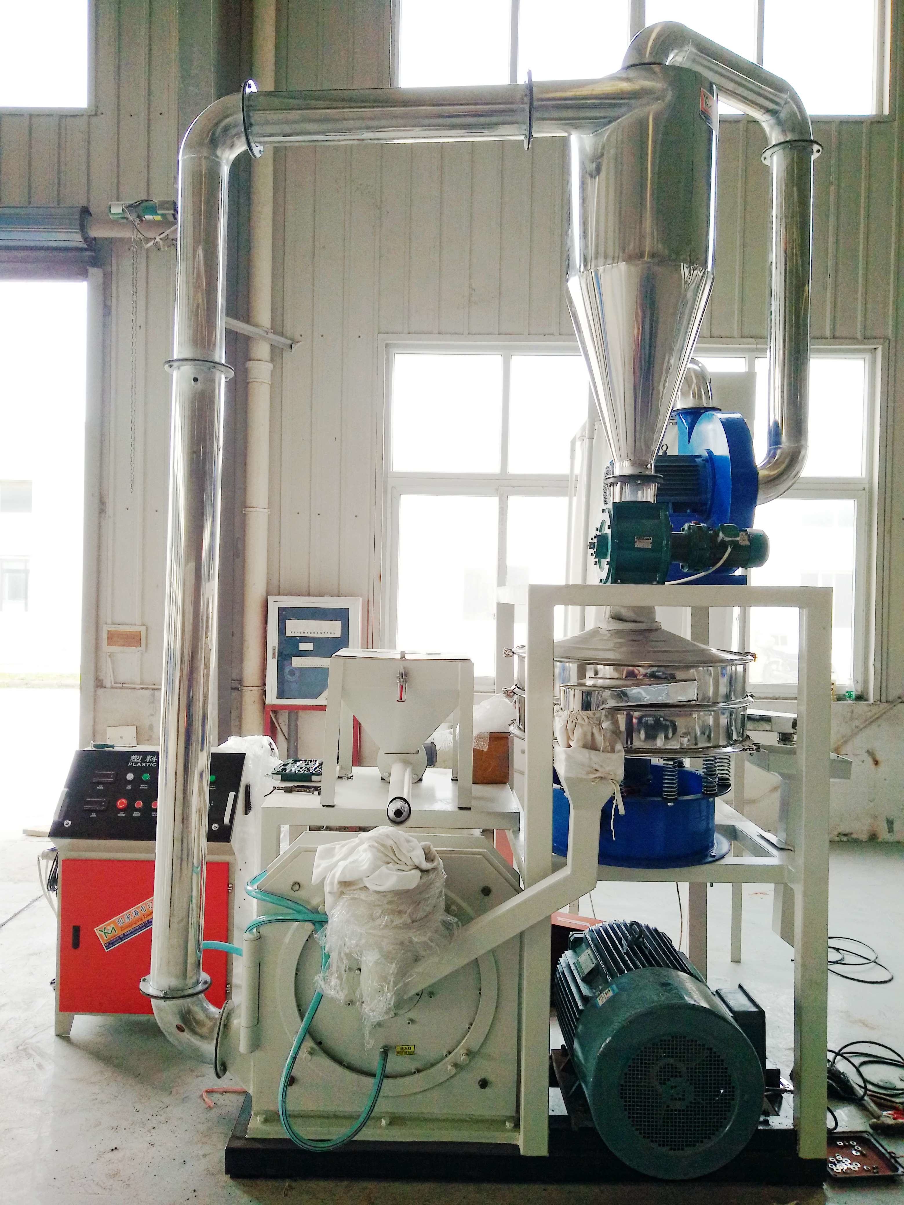 PP Material Plastic Grinding Mill Energy Saved Double Cooling System Wind Conveying