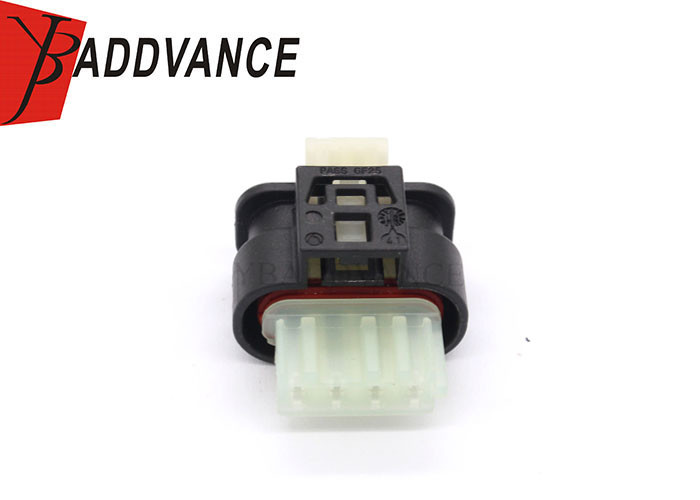 Hirschman PA66 GF25 4 Pin Female Waterproof Connector For BMW Benz