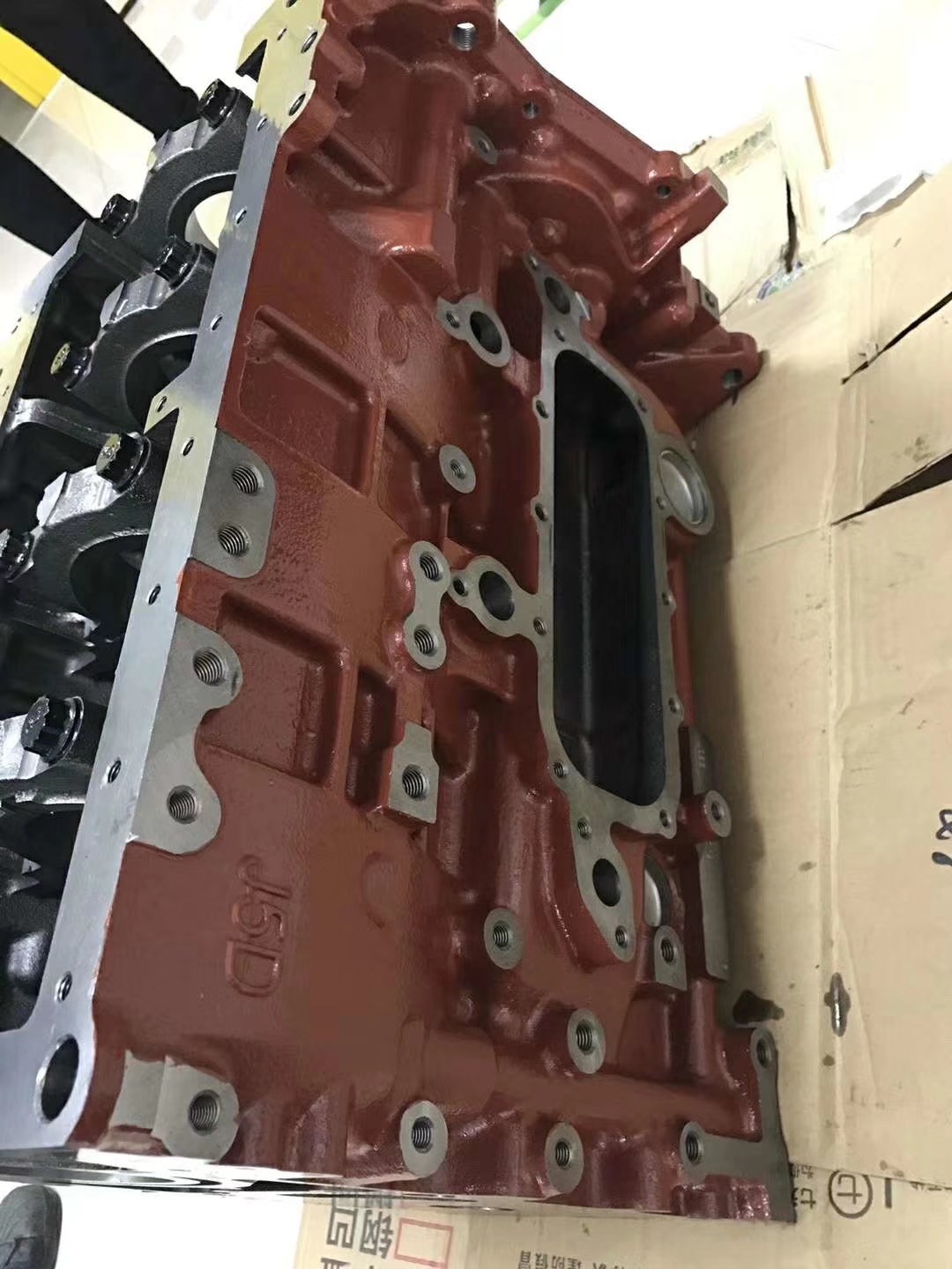 J08C-JT J08C-TP J08C-TI Hino Engine Sleeve Cylinder Block / 6 Cylinder Engine Block