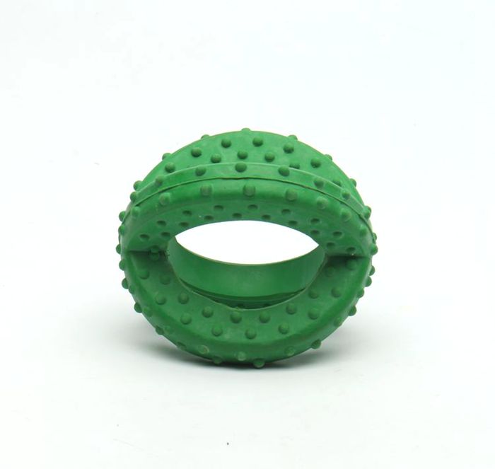 Durable Safe Rubber Chew Toys Big Teeth Dog Toy Customized Size Environment Friendly
