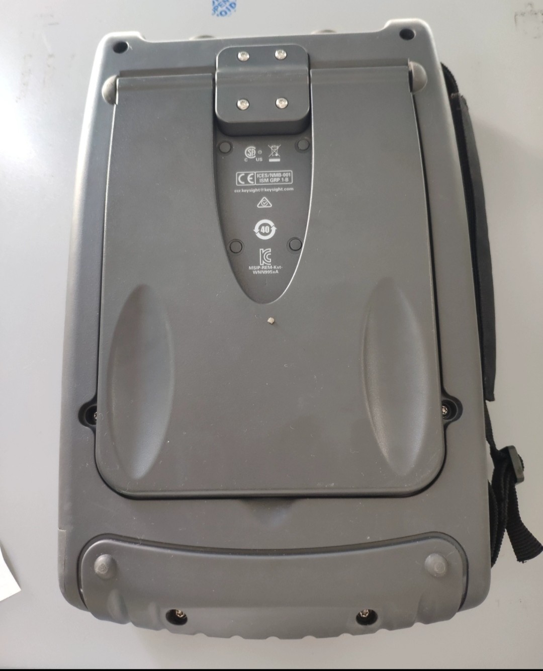 Portable Keysight Agilent N9952A FieldFox Handheld Microwave Analyzer, 50 GHz