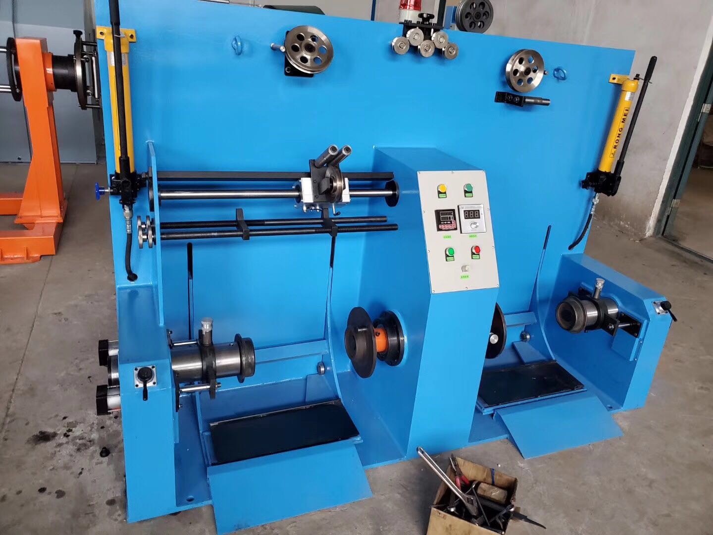 Pay Off Machine For Cable Extruder Machine Cable Extrusion Line Wire Machine